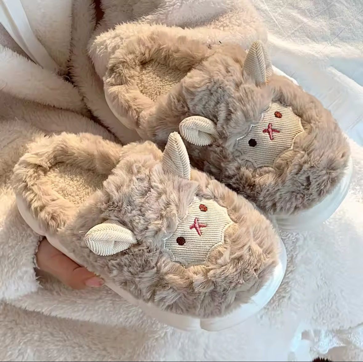 Ivy & Angus™ Soft-Stitched Cow Slippers